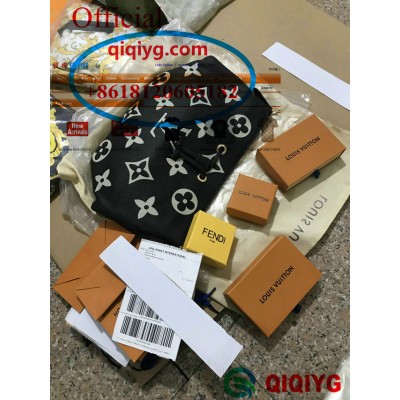 qiqiyg.com fournisseur officiel de mode en gros 2025 dropshipping qq3216