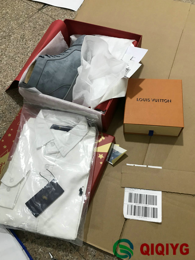 qiqiyg.com fournisseur officiel de mode en gros 2025 dropshipping qq3020