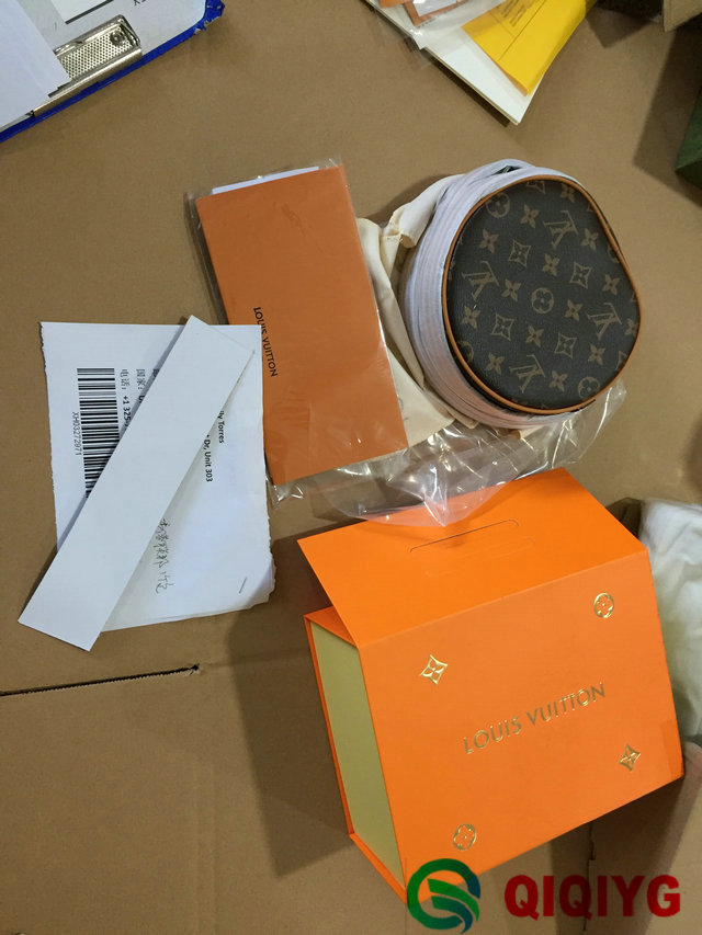 qiqiyg.com fournisseur officiel de mode en gros 2025 dropshipping qq3036