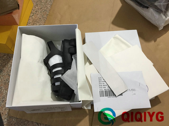 qiqiyg.com fournisseur officiel de mode en gros 2025 dropshipping qq3096
