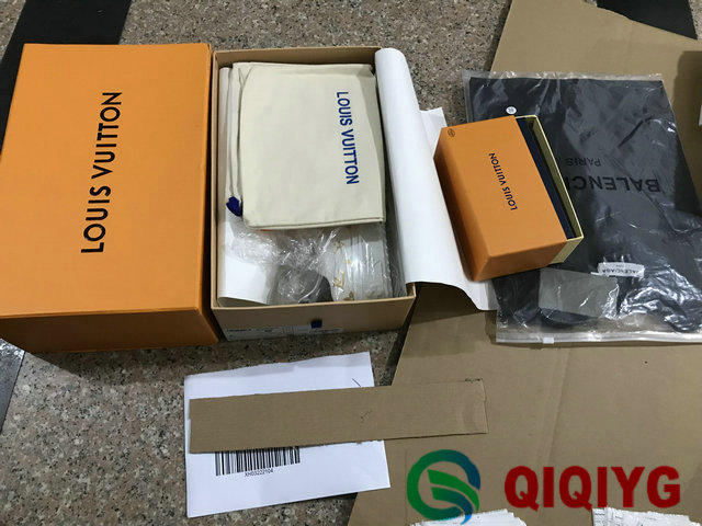 qiqiyg.com fournisseur officiel de mode en gros 2025 dropshipping qq3146