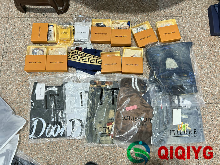 qiqiyg.com fournisseur officiel de mode en gros 2025 dropshipping qq3172