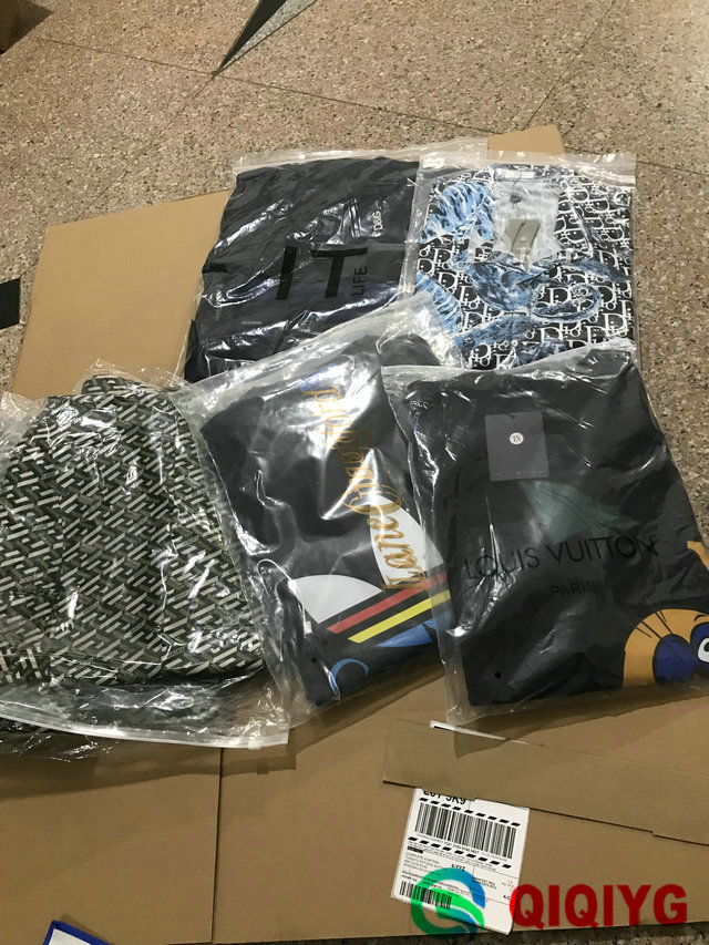 qiqiyg.com fournisseur officiel de mode en gros 2025 dropshipping qq3230
