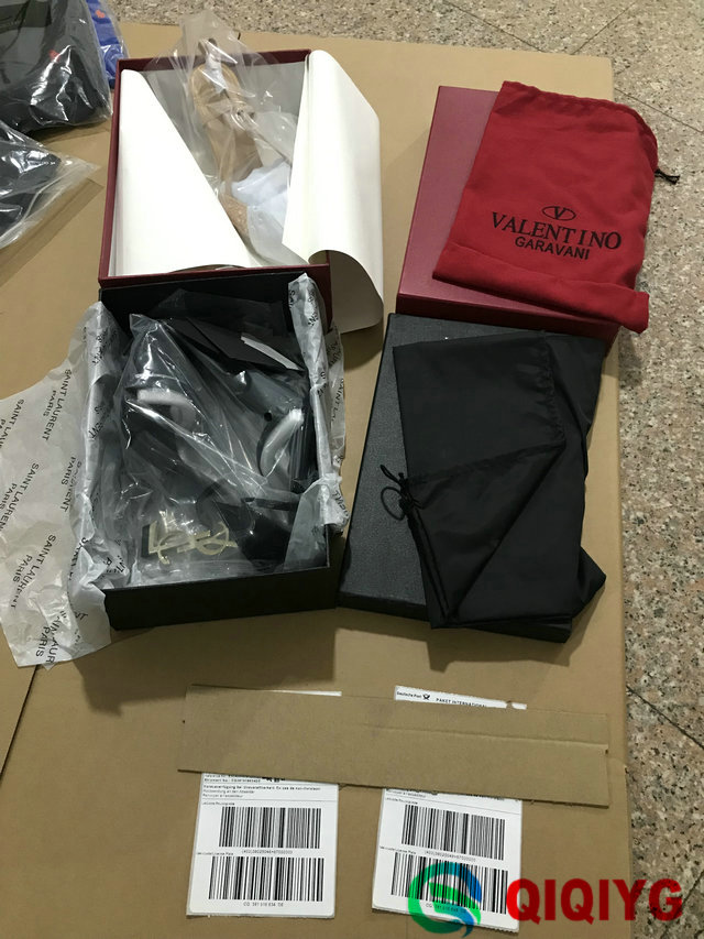 qiqiyg.com fournisseur officiel de mode en gros 2025 dropshipping qq3242