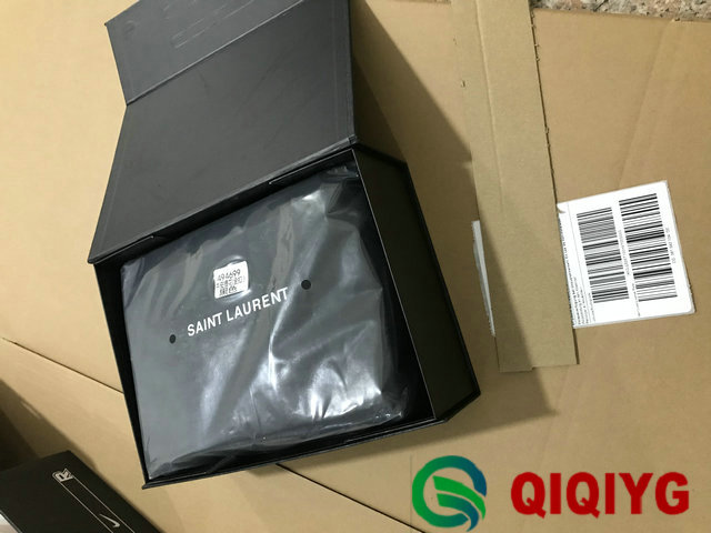 qiqiyg.com fournisseur officiel de mode en gros 2025 dropshipping qq3260