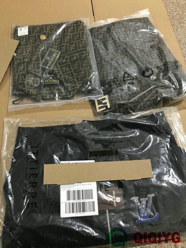 qiqiyg.com fournisseur officiel de mode en gros 2025 dropshipping qq3275