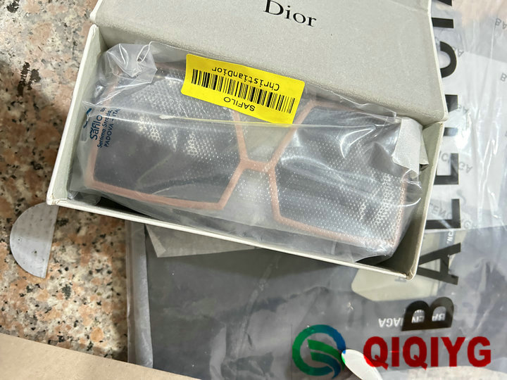 qiqiyg.com fournisseur officiel de mode en gros 2025 dropshipping qq3325