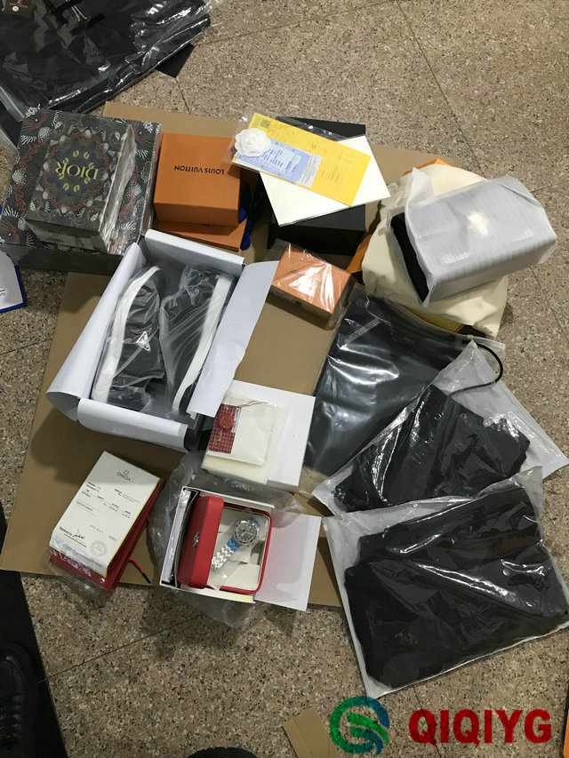 qiqiyg.com fournisseur officiel de mode en gros 2025 dropshipping qq3376