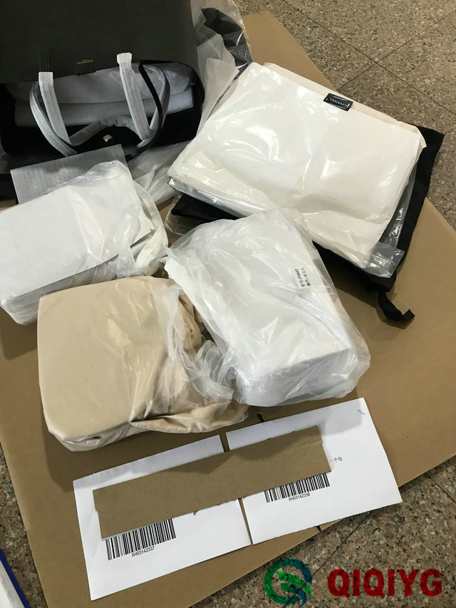 qiqiyg.com fournisseur officiel de mode en gros 2025 dropshipping qq3383