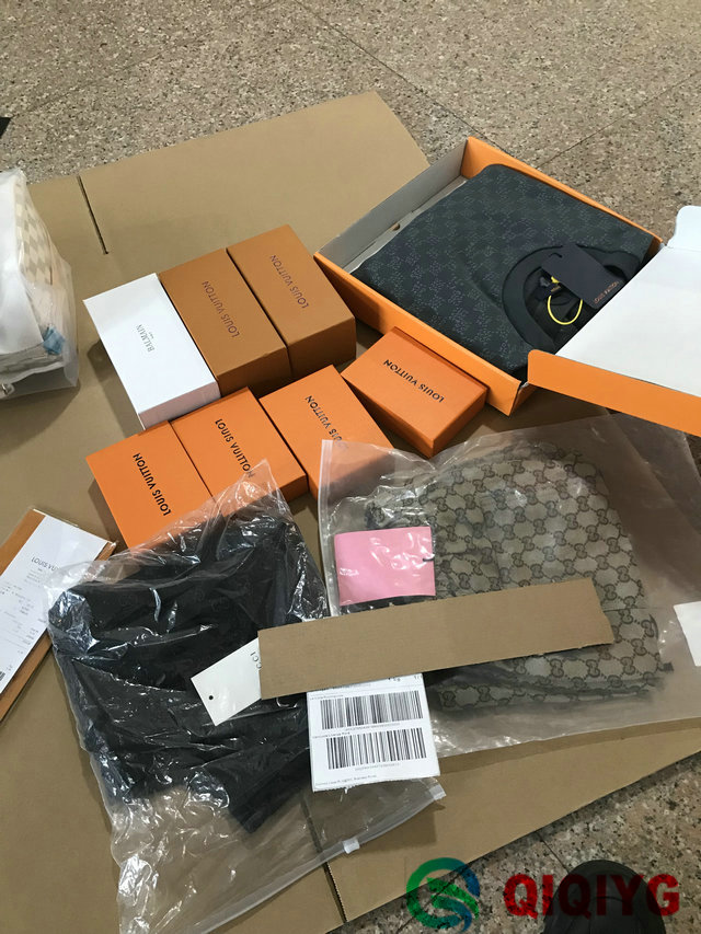 qiqiyg.com fournisseur officiel de mode en gros 2025 dropshipping qq3385