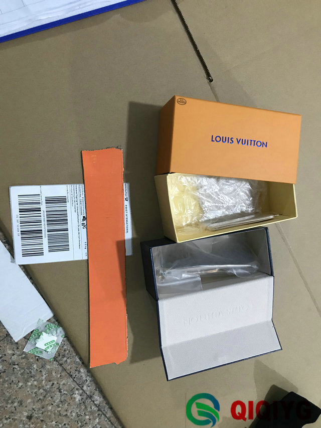 qiqiyg.com fournisseur officiel de mode en gros 2025 dropshipping qq3482