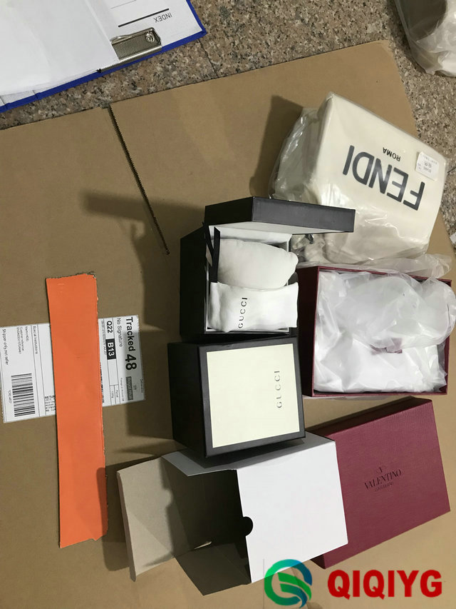 qiqiyg.com fournisseur officiel de mode en gros 2025 dropshipping qq3485